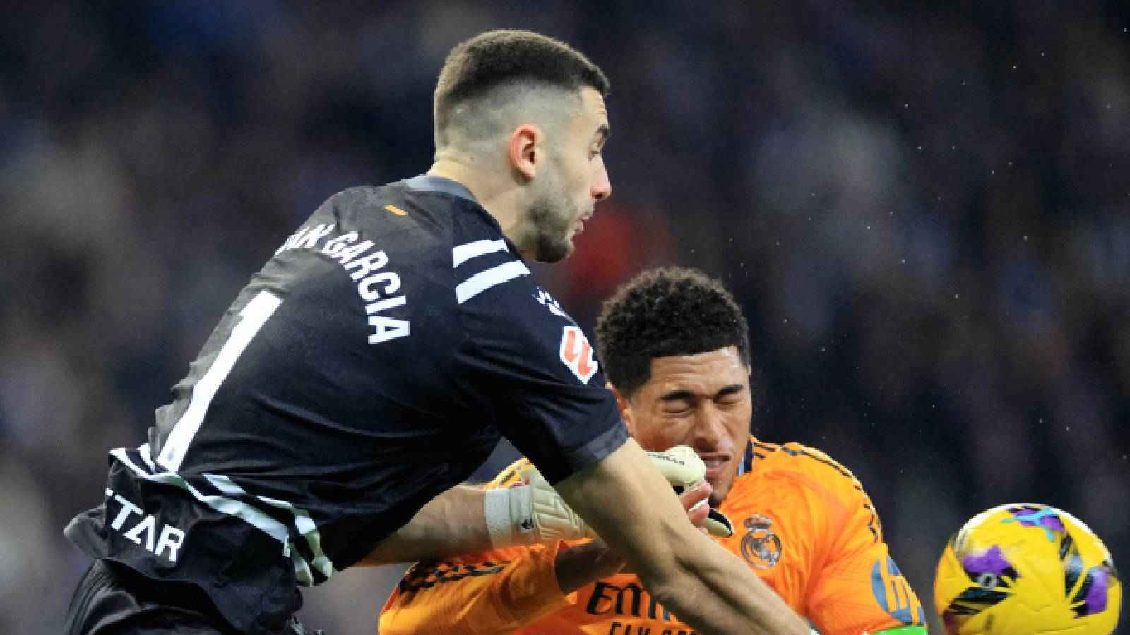 ترتيب الدوري الإسباني: إسبانيول يقهر ريال مدريد ويقدم هدية إلى برشلونة (فيديو)