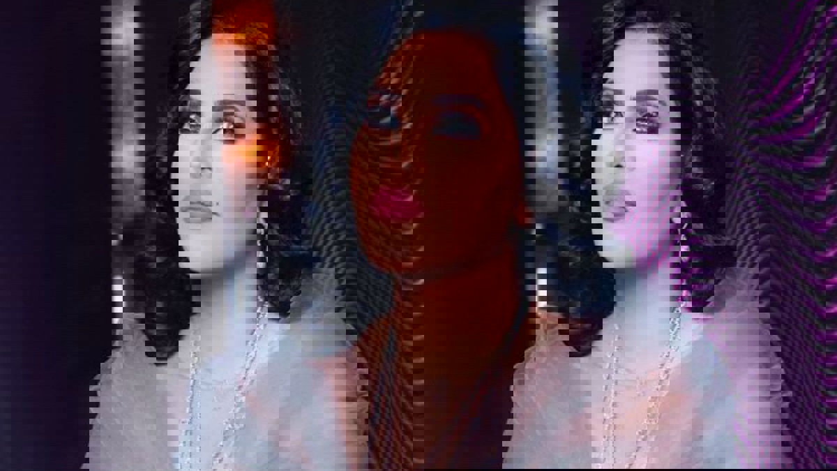 الفنانة الإماراتية أحلام تعود إلى "روتانا" 