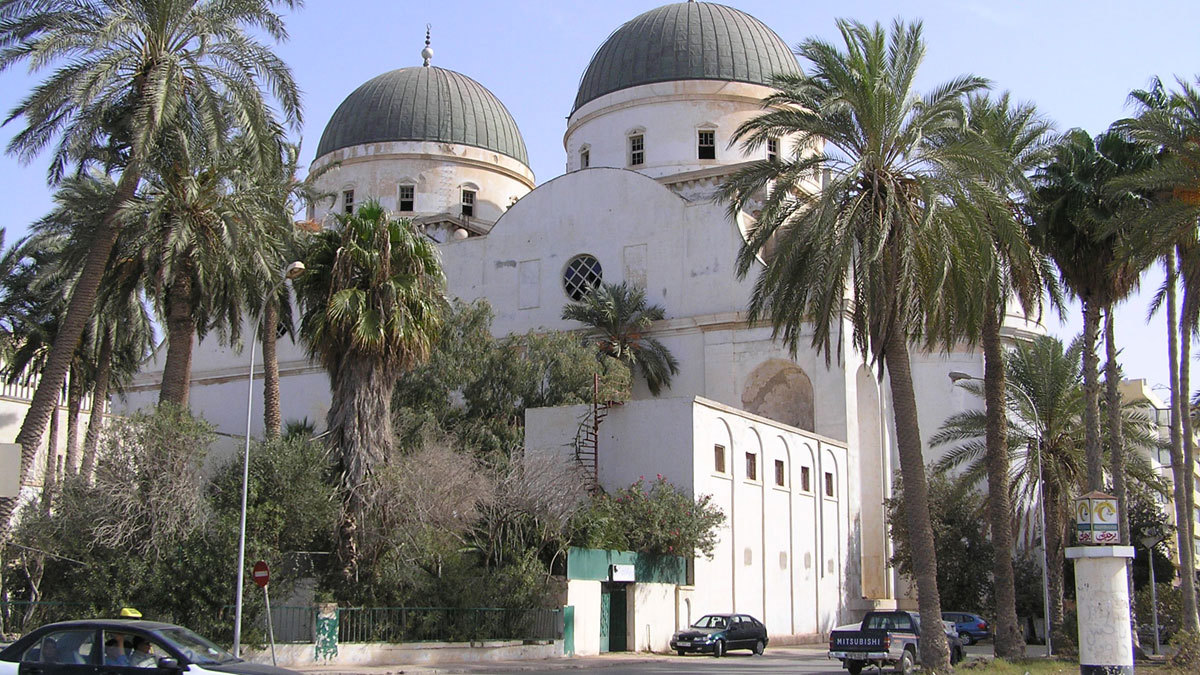 ناشطون ليبيون يرفضون تحويل كاتدرائية بنغازي إلى متحف