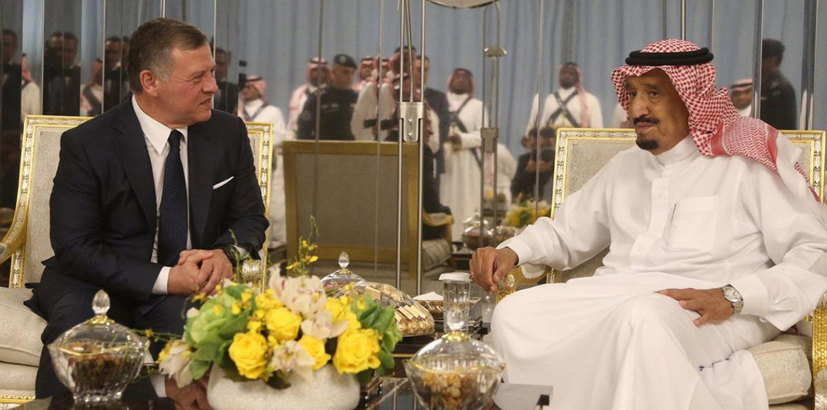 الملك سلمان يلتقي العاهل الأردني في جدة