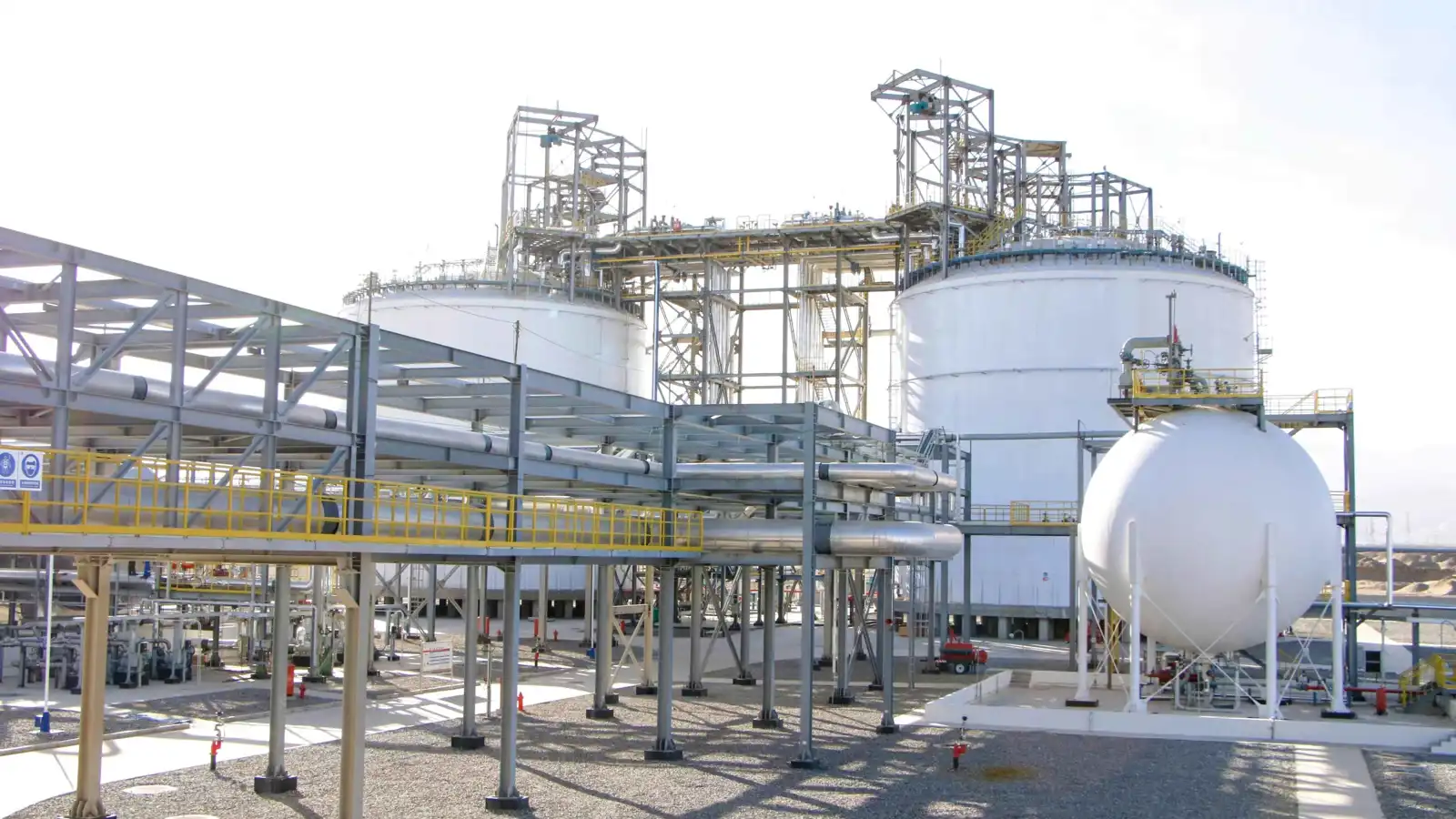 الصين تشغّل أكبر "بطارية هواء فائقة البرودة" في العالم