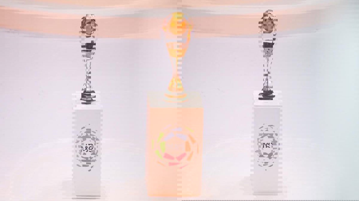 أسامة المولد يطالب بإلغاء الدوري السعودي ومنح اللقب لنادي الهلال