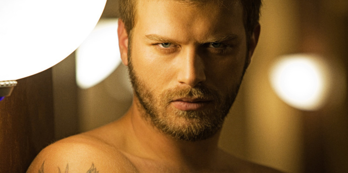 كيفانج تاتيلتوغ ينفق نصف مليون ليرة في عطلته بـ"بودروم"