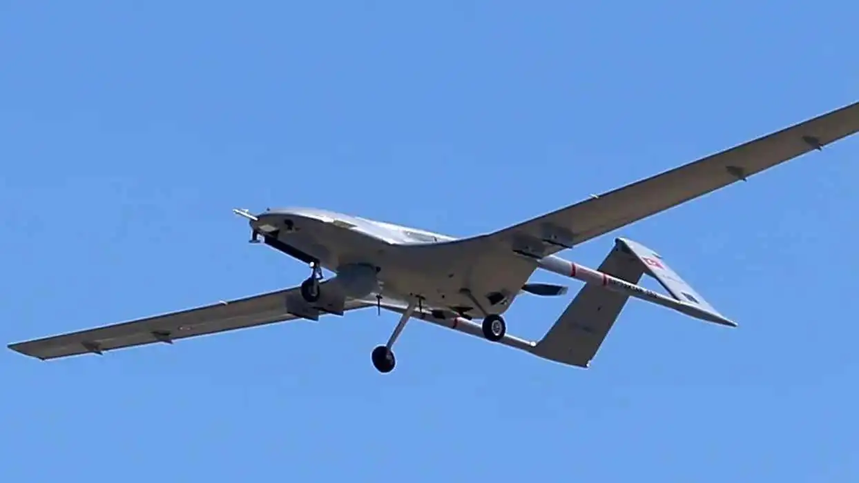 أغرقت زورقاً في البحر الأسود.. كيف أحيت كييف "كابوس روسيا" القديم؟