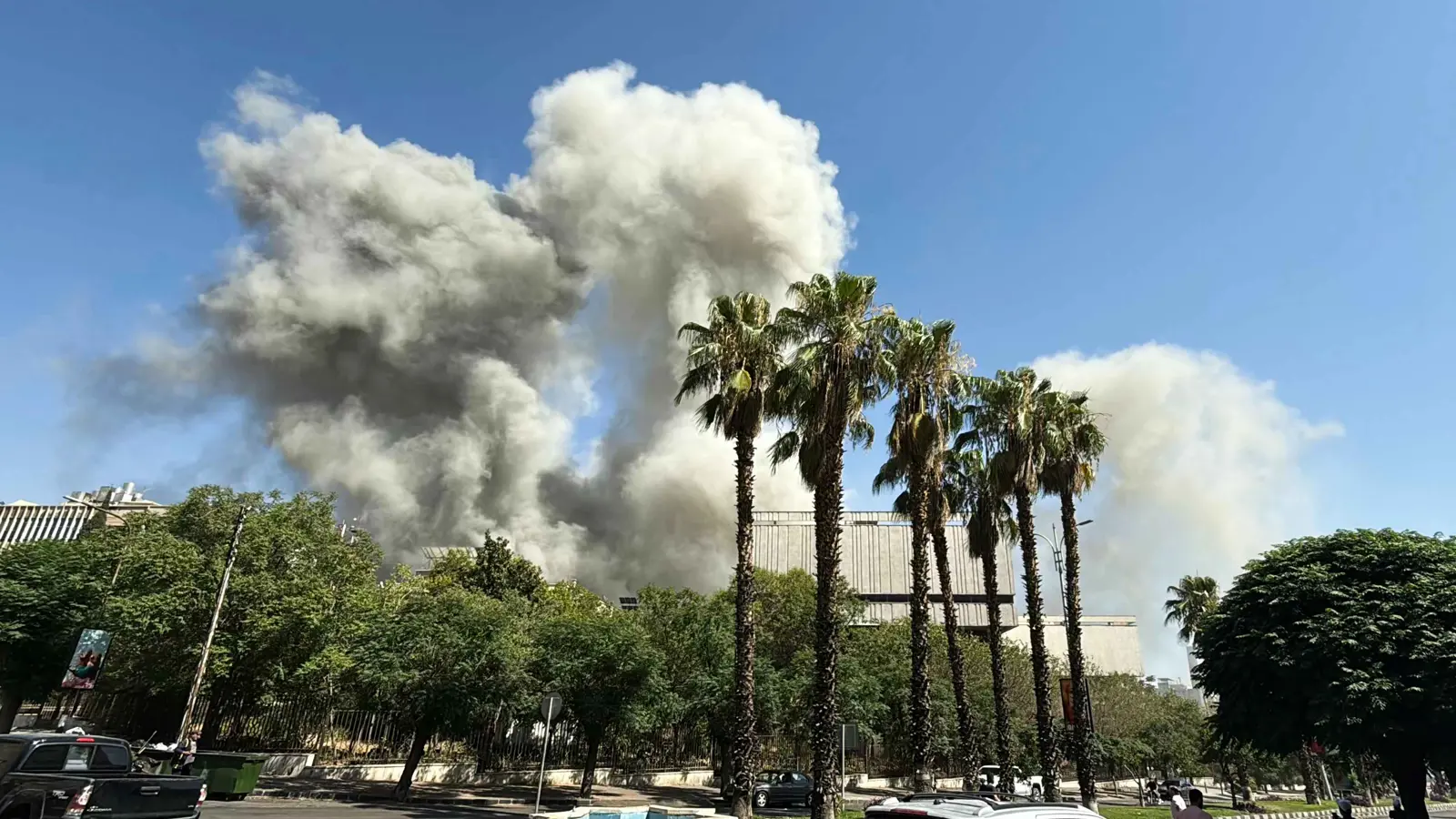 رويترز: مقتل 5 من قوات الأمن في الغارات الإسرائيلية على دمشق