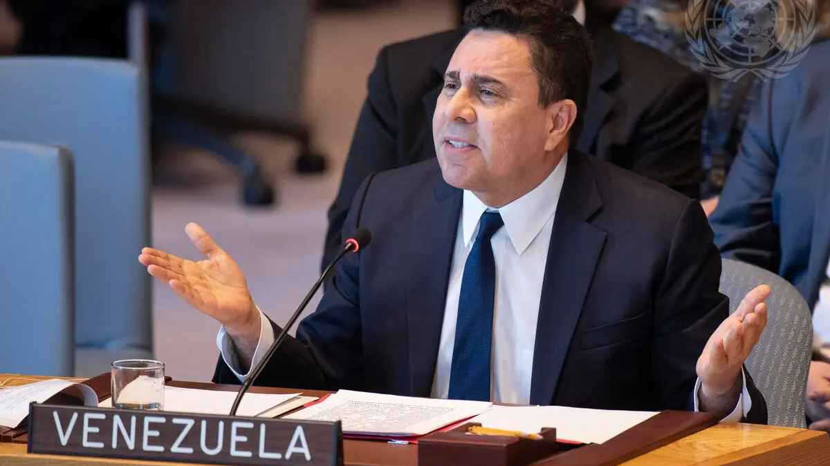 فنزويلا تطالب مجلس الأمن بموقف حازم تجاه الضربات الأمريكية