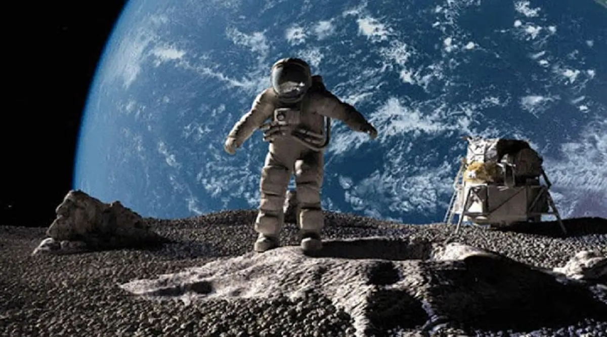 من دفع 28 مليون دولار ليحجز مقعدا برفقة جيف بيزوس في أول رحلة فضائية؟