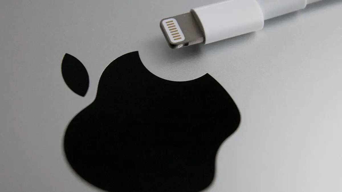 تقرير: آبل تتخلى عن شاحنها الخاص وتتجه إلى "USB-C"