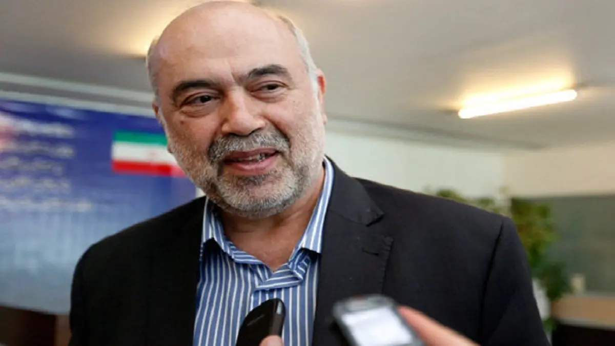 اتهام رئيس منظمة الطيران المدني الإيراني بالتزوير والاختلاس