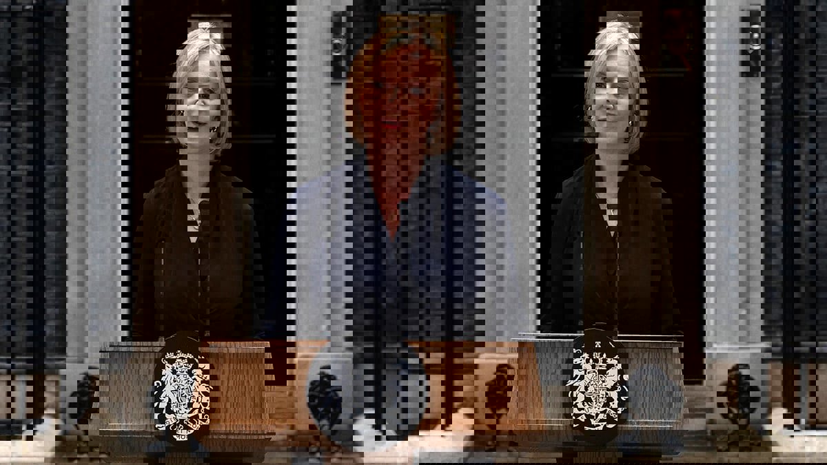 تراس تخرج عن صمتها وتتحدث عن ركود الأسواق وخططها لتخفيض الضرائب