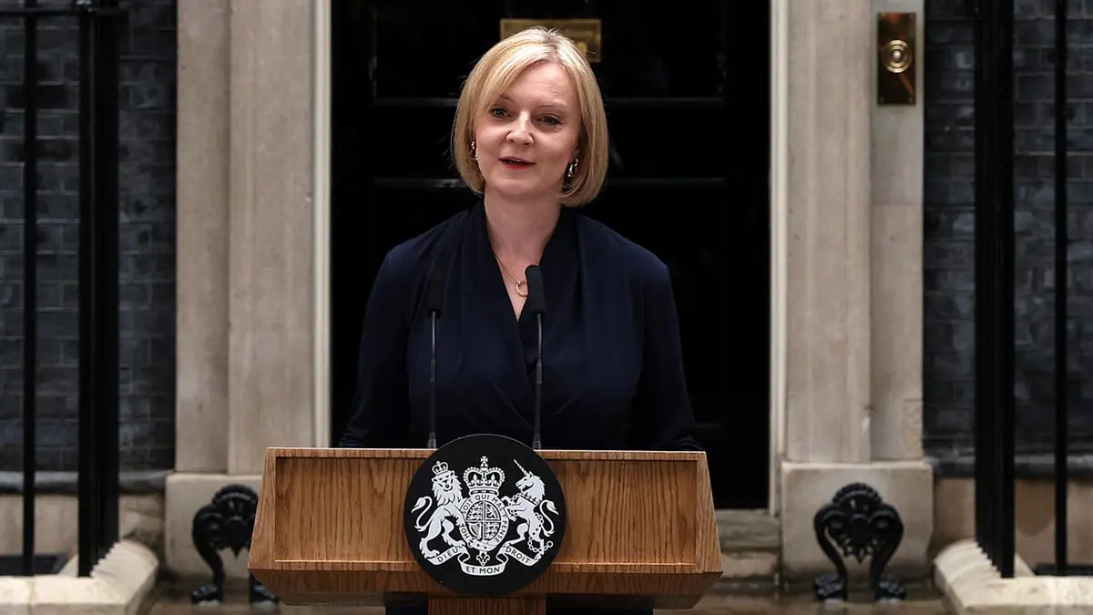 تراس تخرج عن صمتها وتتحدث عن ركود الأسواق وخططها لتخفيض الضرائب