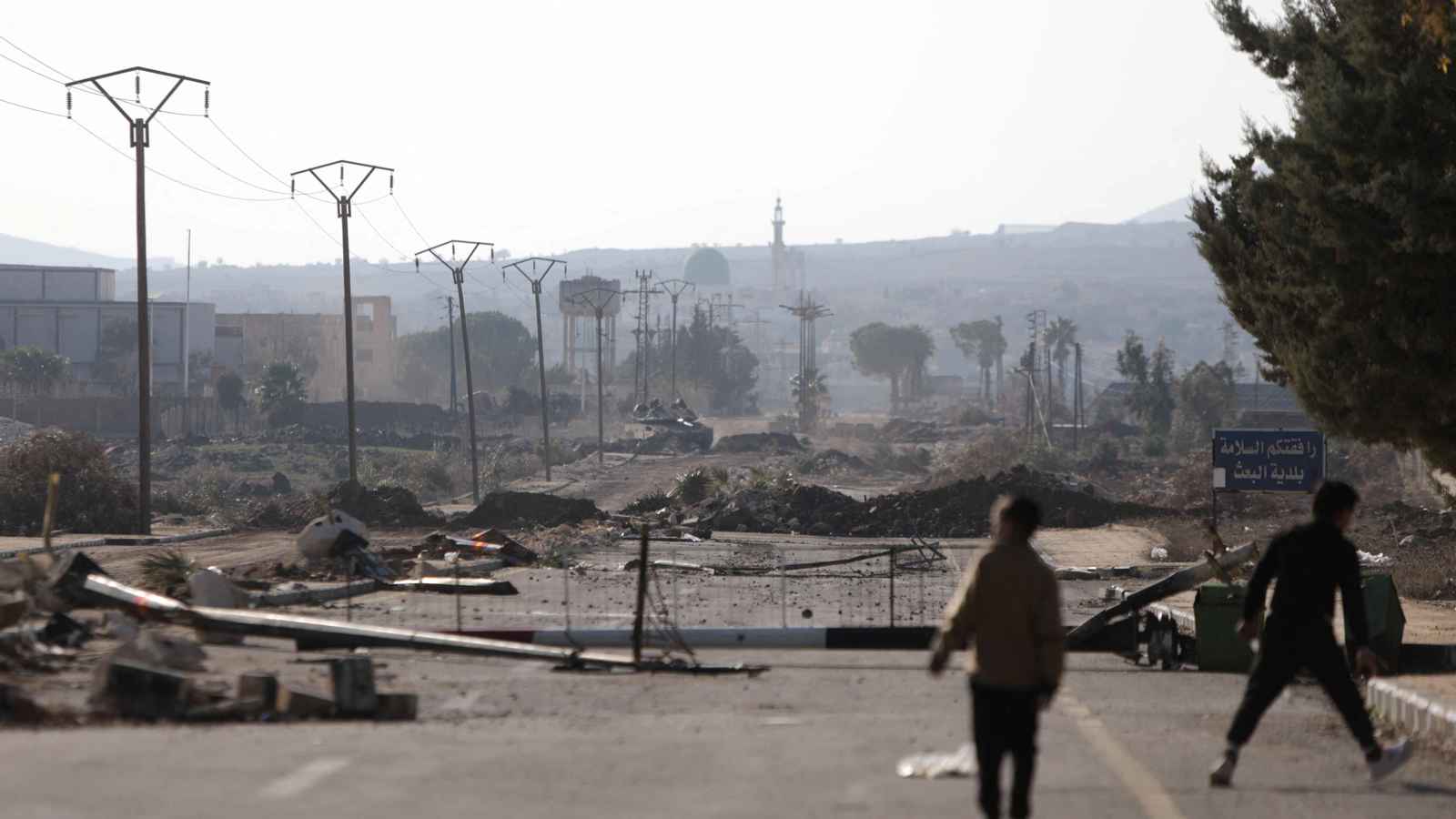 مع تأجج الوضع.. عشرات الإسرائيليين يعبرون الحدود إلى داخل سوريا