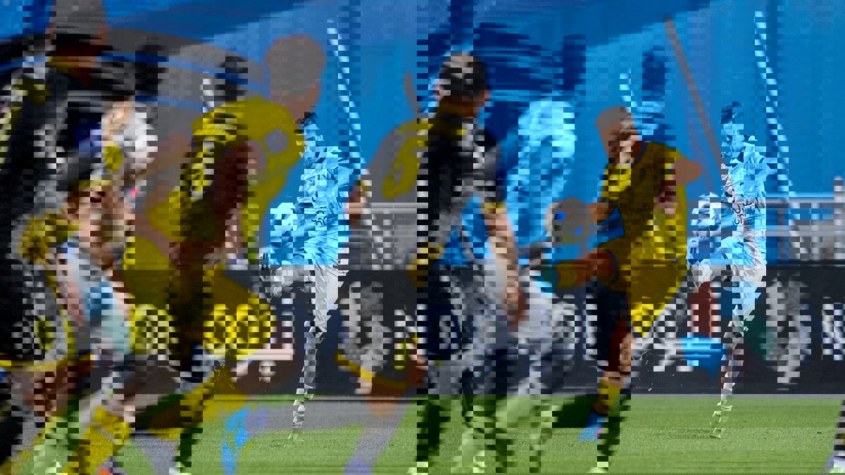 التعاون السعودي يسحق سيباهان الإيراني ويتصدر مجموعته بدوري أبطال آسيا