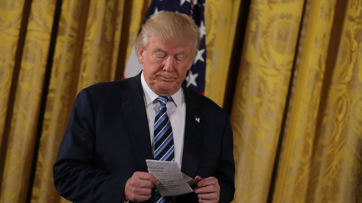 استطلاع: نصف الأمريكيين لا يثقون بترامب