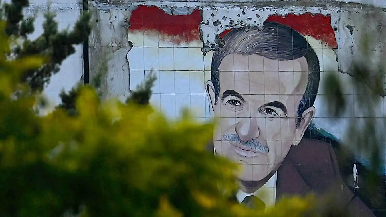 وعد حافظ الأسد للعلويين.. 54 عاماً من الفقر والخيبة