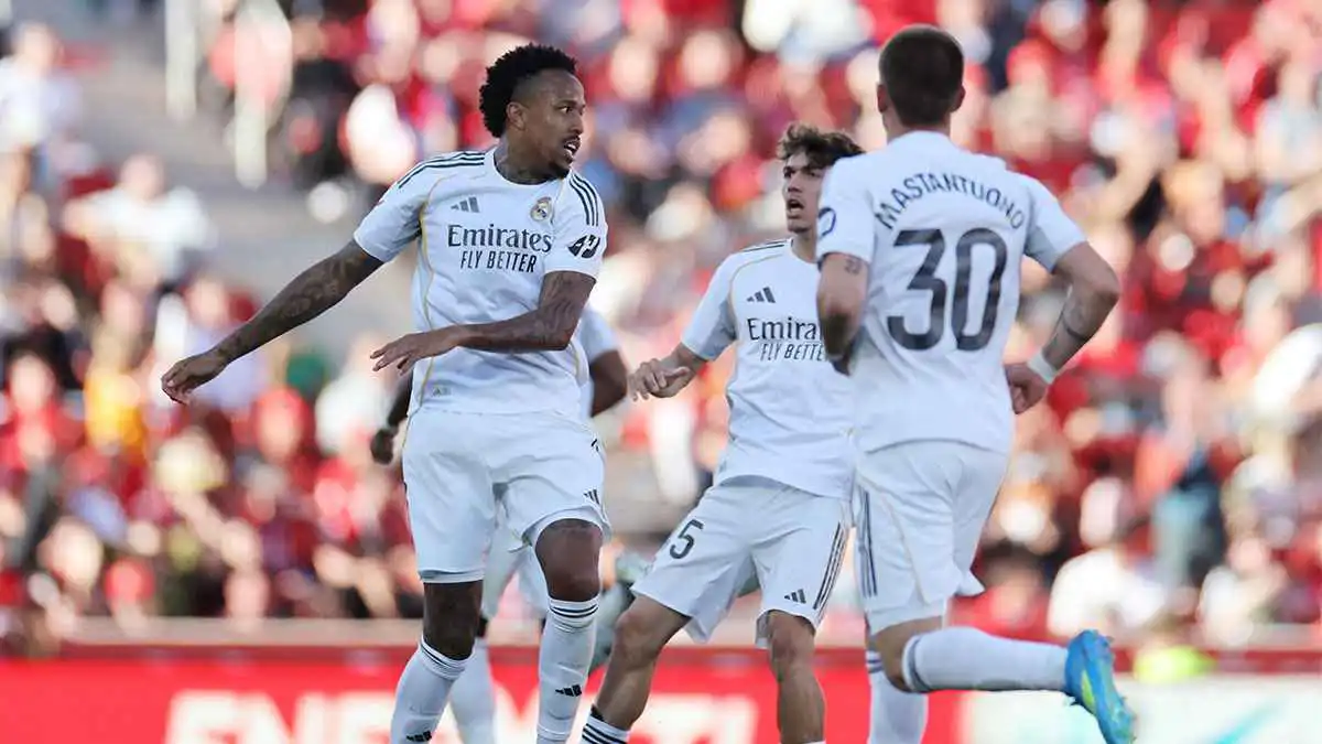 الذكاء الاصطناعي يتوقع نتيجة مباراة ريال مدريد وبايرن ميونخ