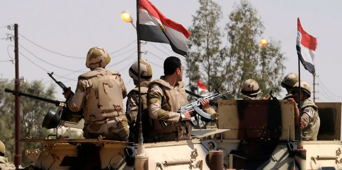 الجيش المصري يعلن مقتل واعتقال 77 متشددًا شمال سيناء