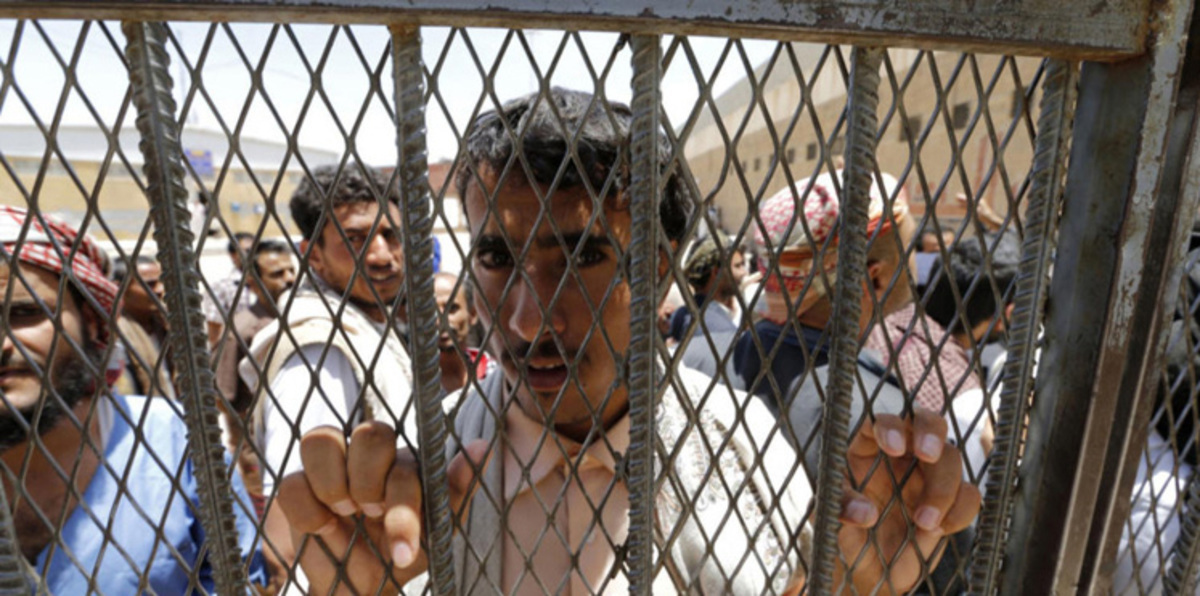 الحوثيون يفرجون عن عشرات السجناء في صنعاء بسبب الاكتظاظ