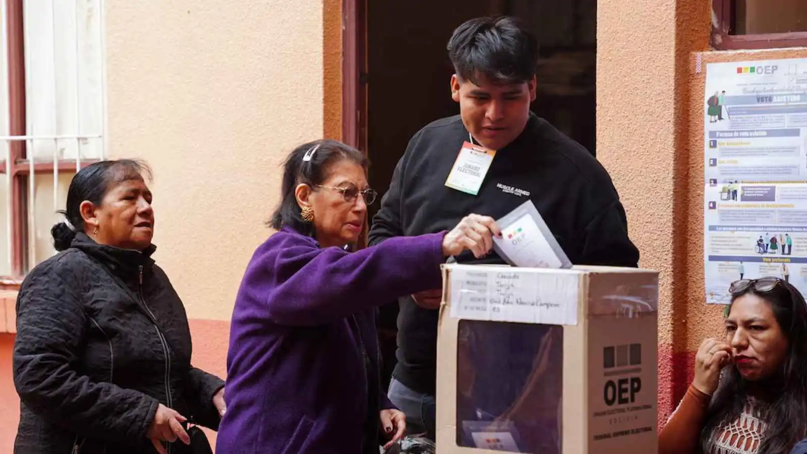 بوليفيا تغيّر الاتجاه.. انتخابات يمينية تهدد إرث عقدين من الحكم اليساري