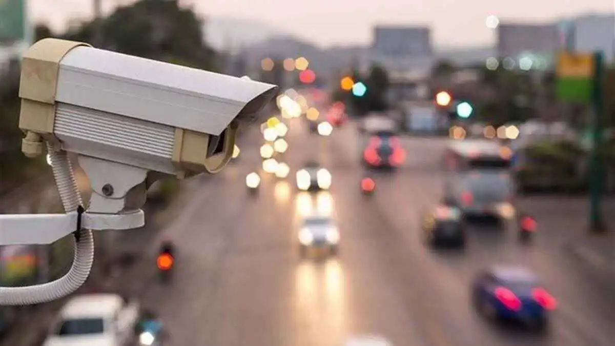 برلماني إيراني يحذر من اختراق إسرائيلي لكاميرات المراقبة