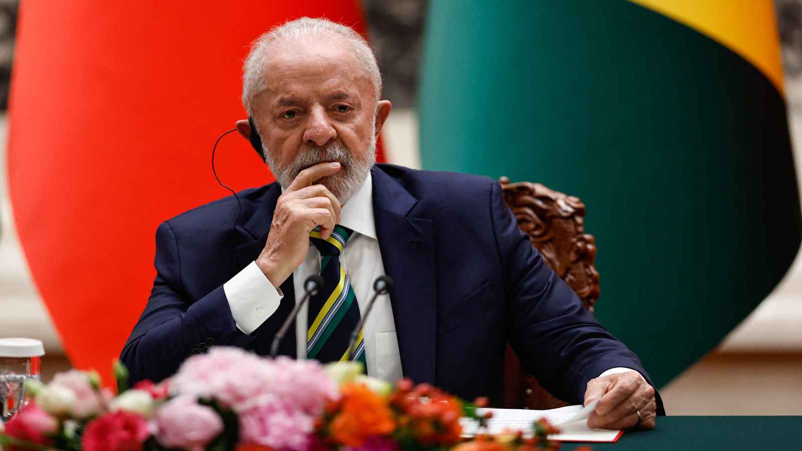 الرئيس البرازيلي يحض بوتين على التفاوض مع زيلينسكي