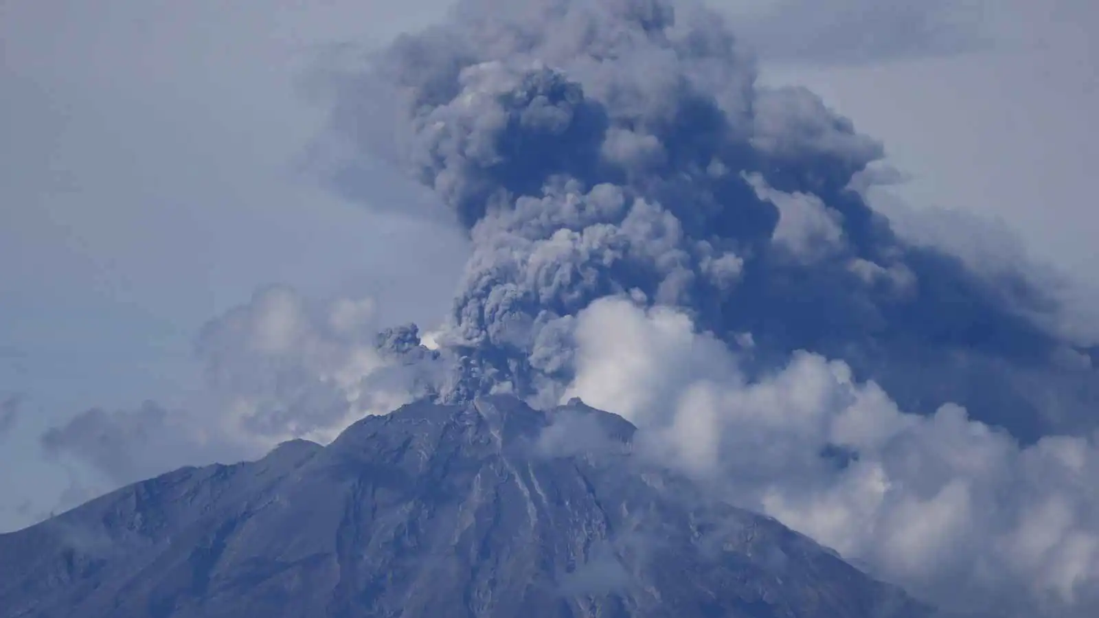 براكين "صامتة" قد تُشعل الكارثة العالمية المقبلة
