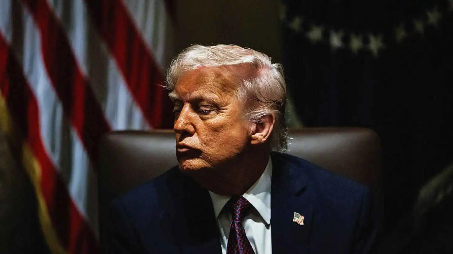 "الغارديان": ترامب يواجه تحديات متزايدة تهدد بتآكل قاعدته الانتخابية