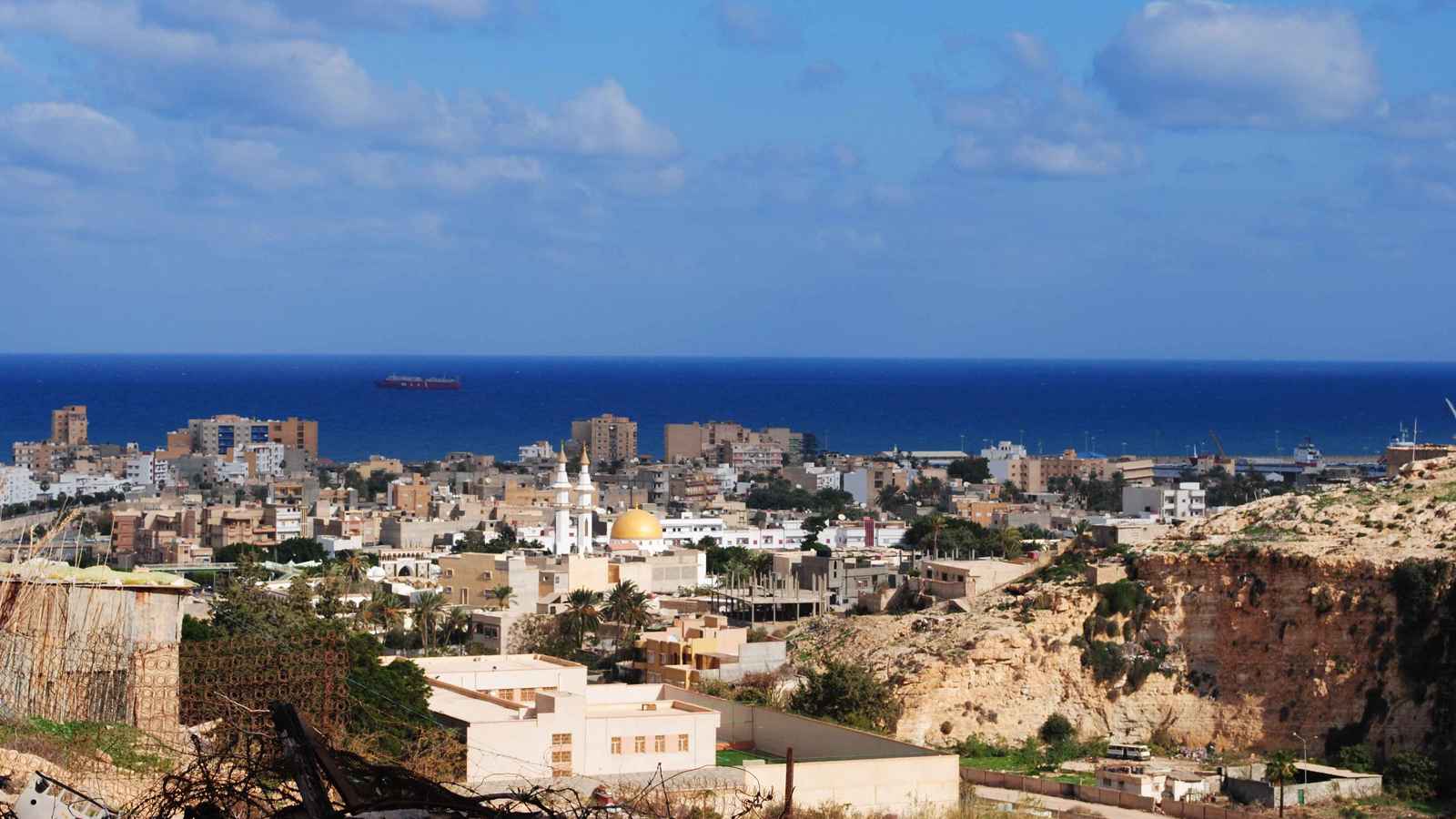 بعد عام من الكارثة.. جهود ليبية تسارع الزمن لإعادة إعمار درنة