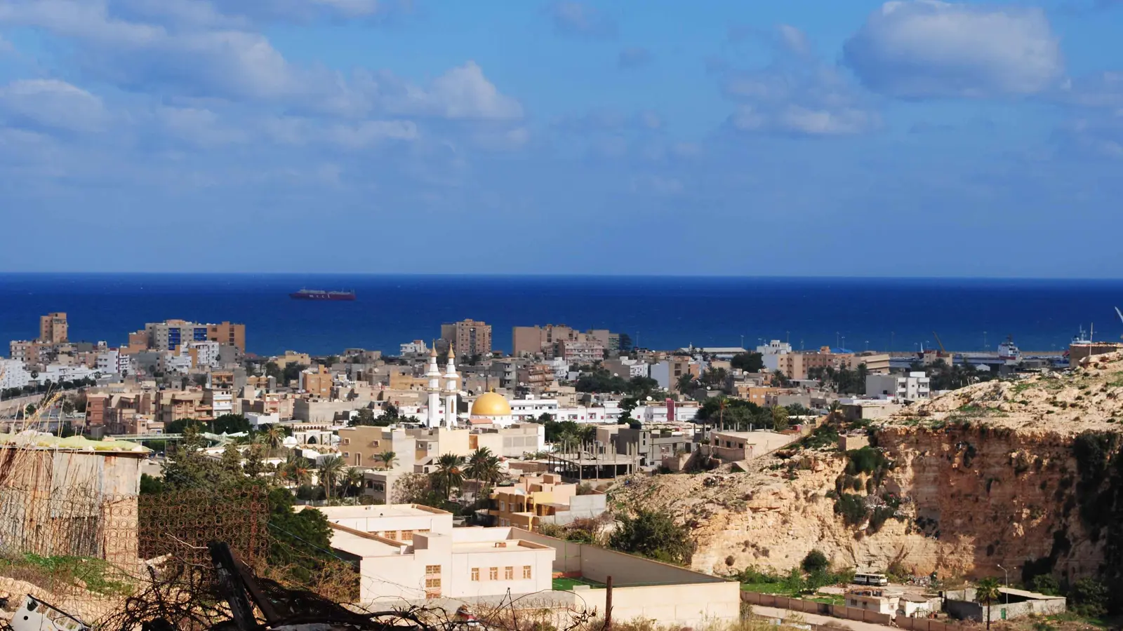 بعد عام من الكارثة.. جهود ليبية تسارع الزمن لإعادة إعمار درنة