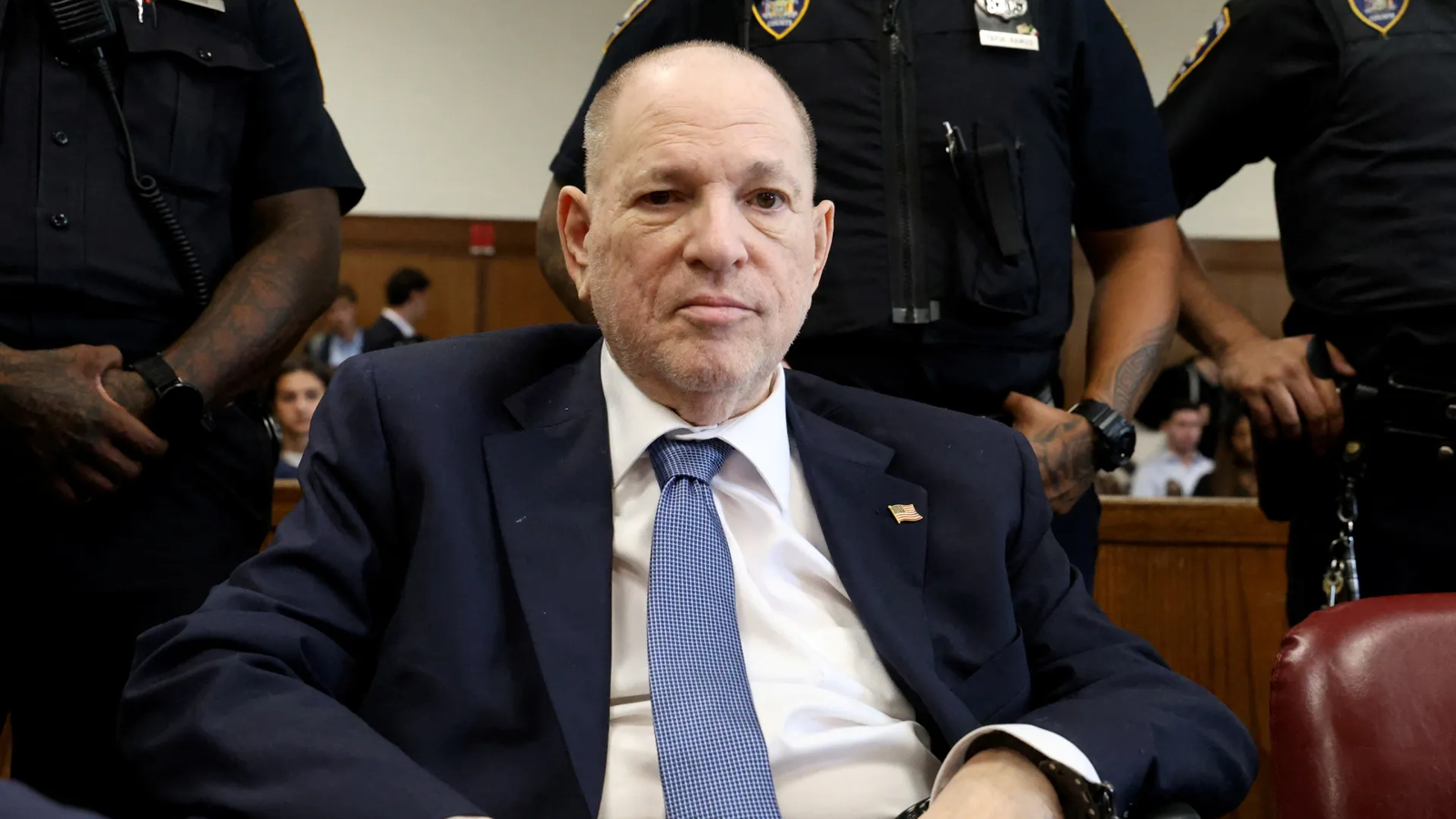 محامي واينستين يطالب بتبرئته من تهم الاغتصاب