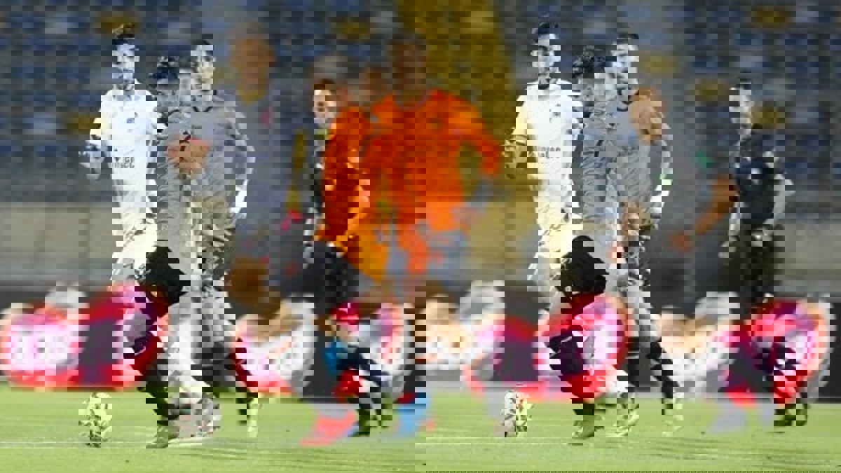 الموعد والقنوات الناقلة والتشكيل المتوقع لمباراة الوداد ضد نهضة بركان في نهائي كأس العرش المغربي