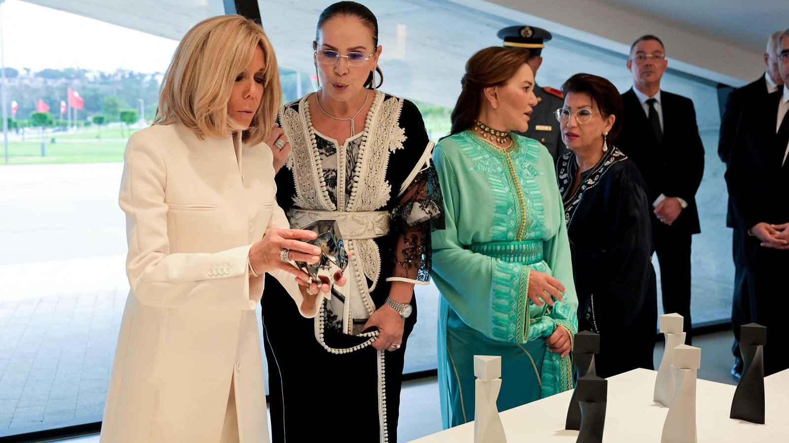 بالتزامن مع زيارة ماكرون.. افتتاح المسرح الملكي في الرباط (صور)