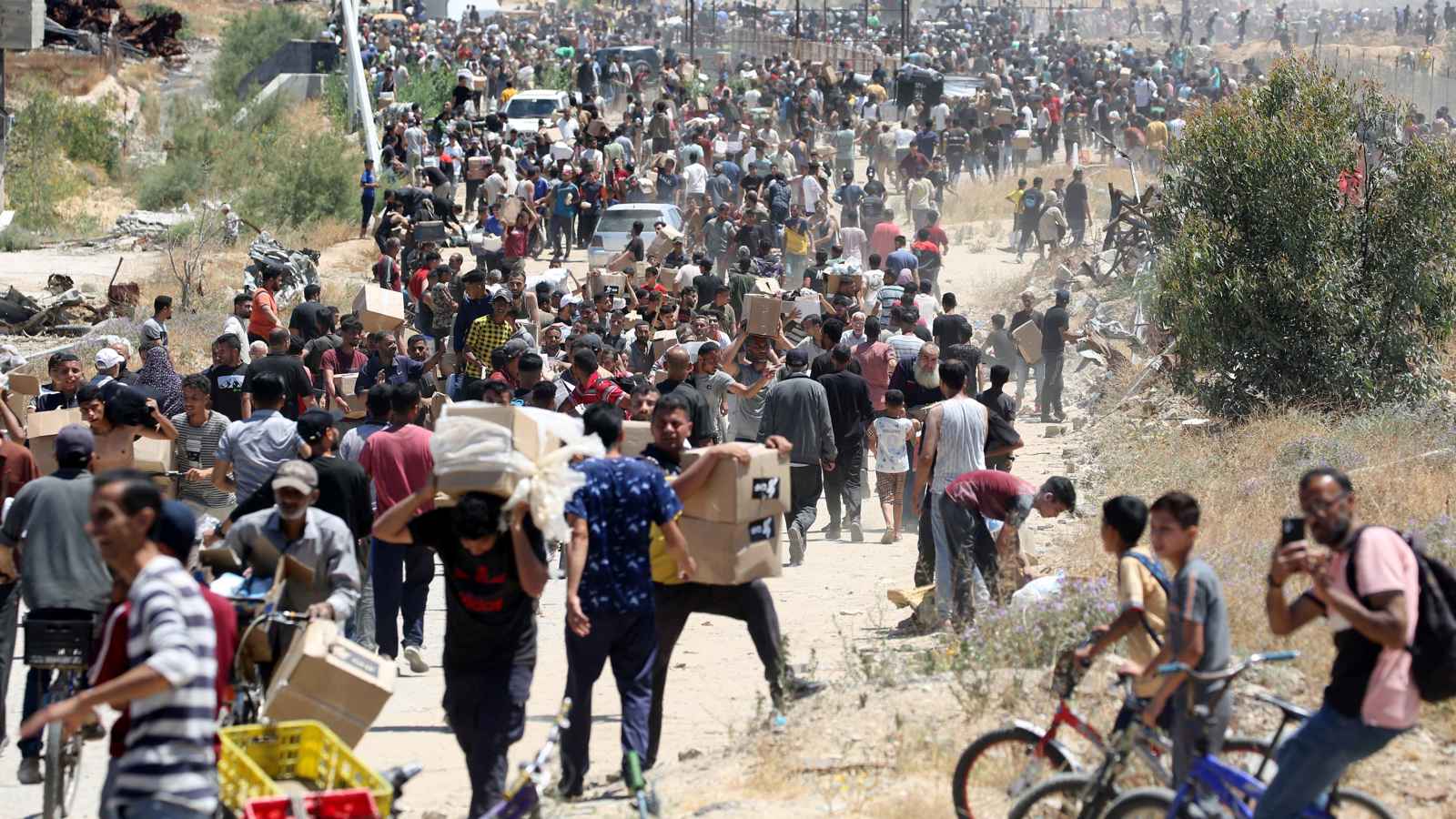 رويترز: "غزة الإنسانية" تقترح إقامة "مناطق انتقال" لإيواء الفلسطينيين