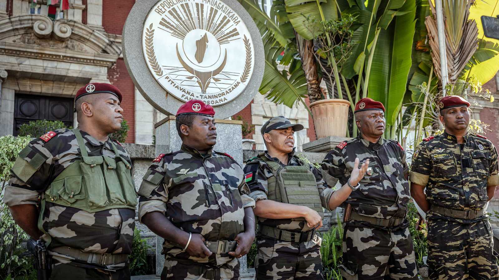من جزيرة هادئة إلى ساحة تنافس.. الانقلاب يعيد مدغشقر لواجهة الصراع الدولي