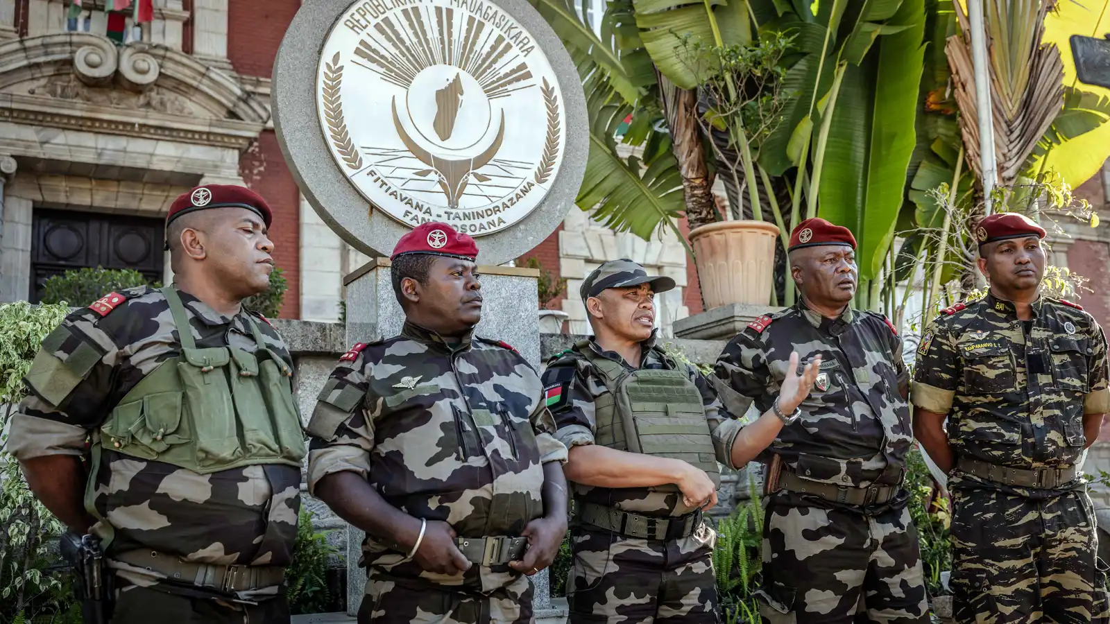من جزيرة هادئة إلى ساحة تنافس.. الانقلاب يعيد مدغشقر لواجهة الصراع الدولي