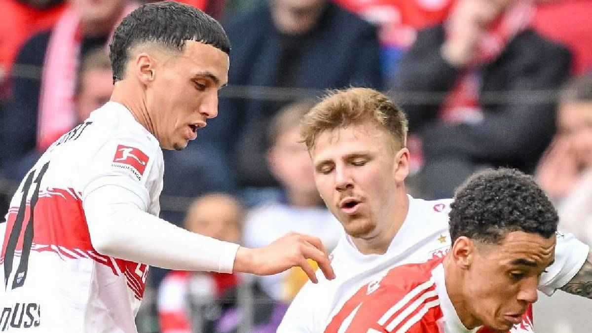 صنع هدفاً رائعاً.. ماذا قدم بلال الخنوس في مواجهة شتوتغارت وبايرن ميونخ؟ 