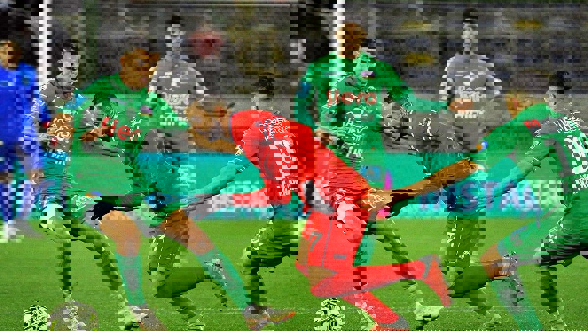 الزمالك يزاحم الرجاء والجيش الملكي على آدم النفاتي مهاجم مولودية وجدة