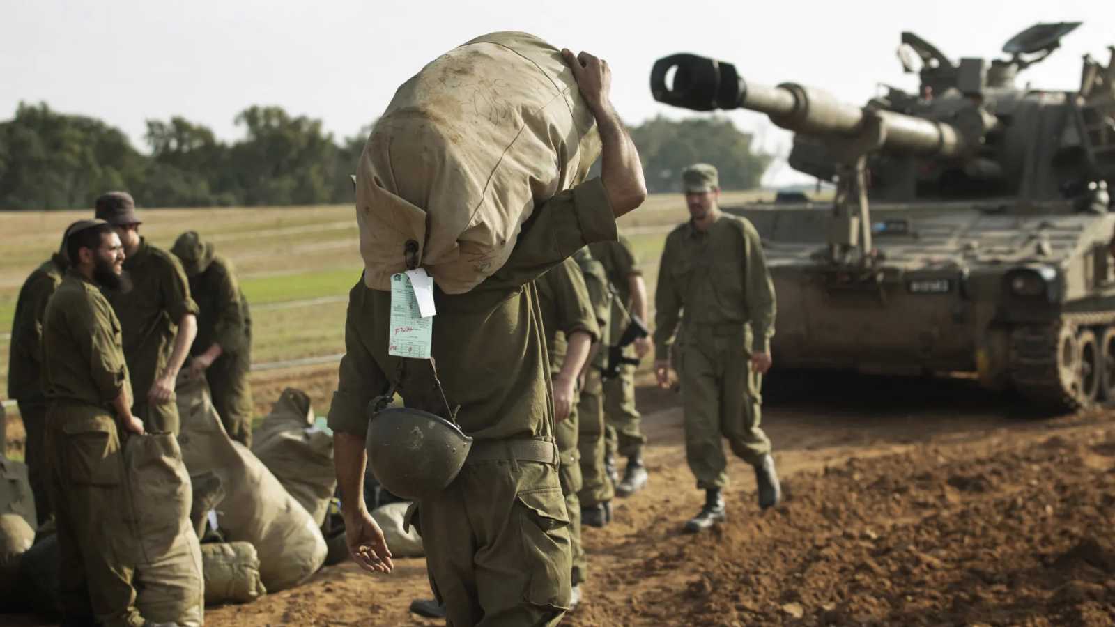 "أخطر الأزمات".. آلاف الضباط والجنود يغادرون الجيش الإسرائيلي