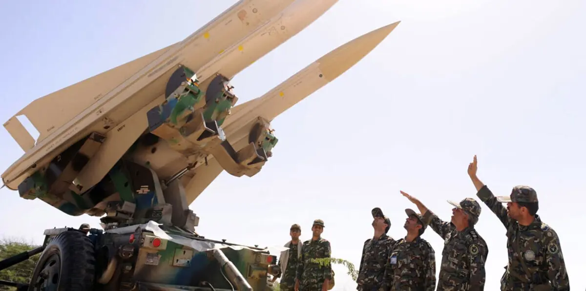 صواريخ الحرس الثوري الإيراني تقصف سوريا عبر سماء العراق .. هل تم ذلك بعلم بغداد؟