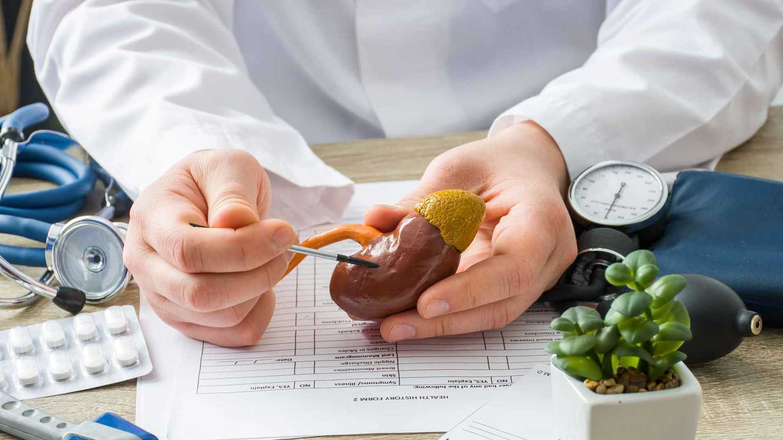 ممثل أمريكي شهير يقرر التبرع بكليته لشخص غريب (فيديو)