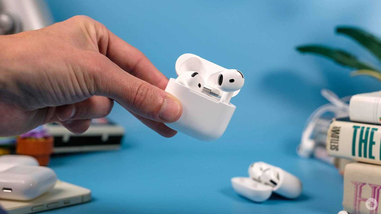 ميزات خفية ستغير طريقة استخدامك لسماعات AirPods.. تعرف إليها