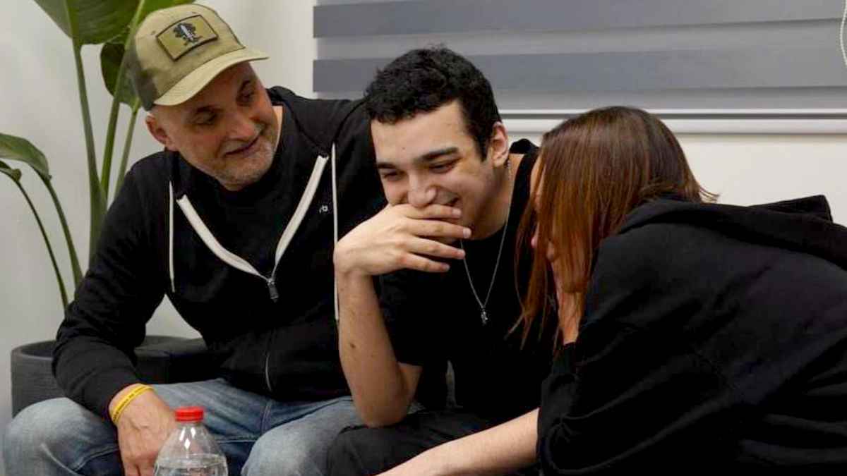 رافق السنوار.. عيدان ألكسندر يكشف خفايا الأسر في غزة