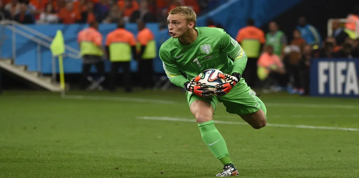 حارس نادي برشلونة على رادار تشيلسي