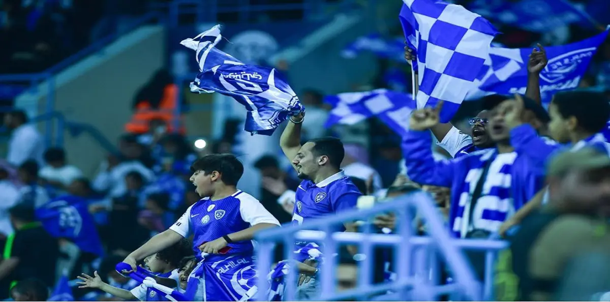 جماهير نادي الهلال السعودي تحتفل بلقب الدوري السعودي بهذه الطريقة (فيديو)