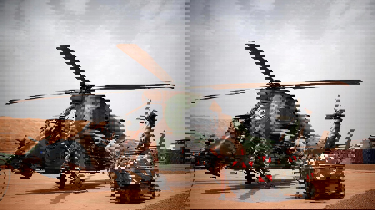 مقتل 13 عسكريًّا فرنسيًّا بتصادم مروحيتين في مالي‎