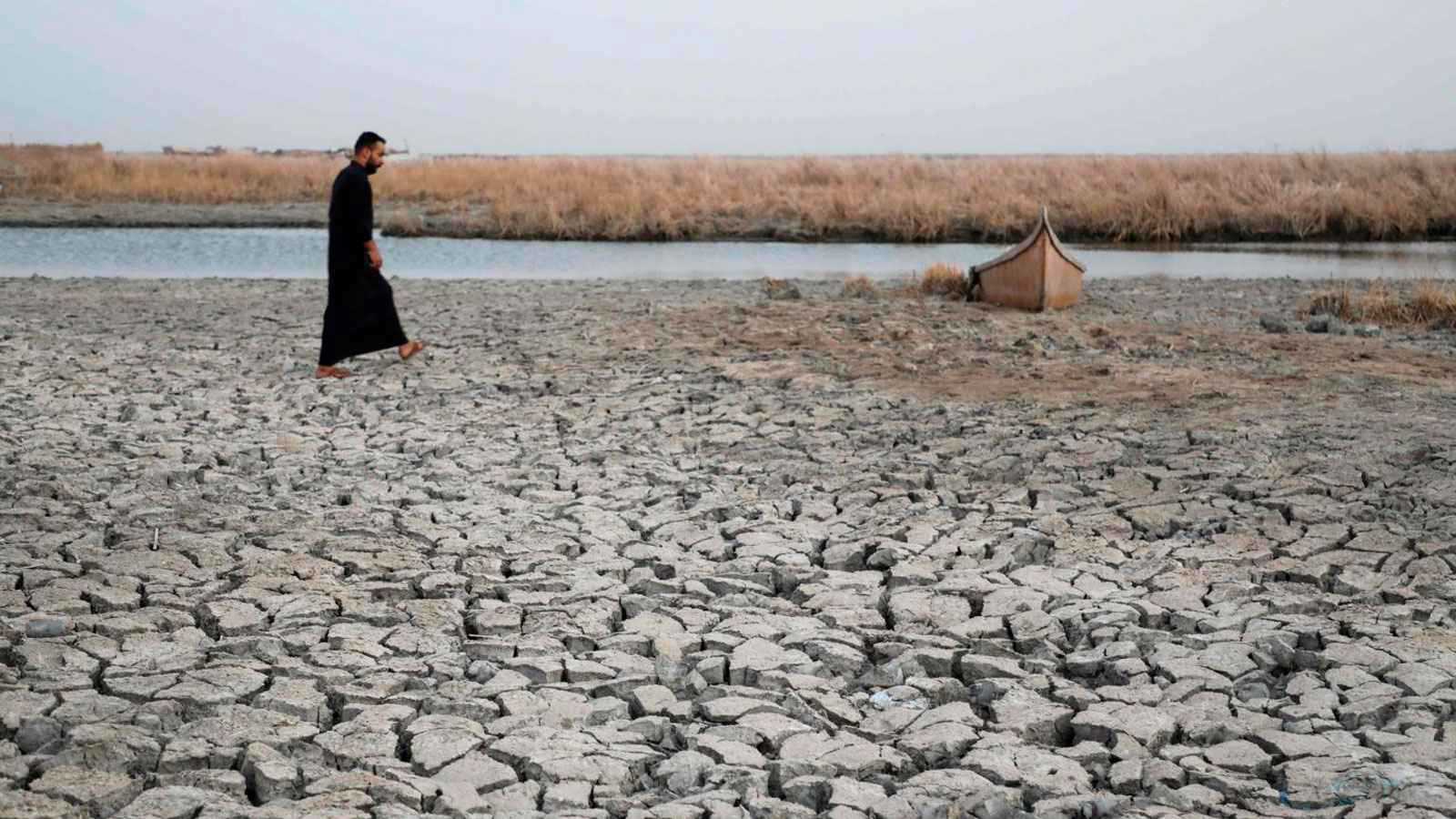 19 سدا بوضع حرج.. أزمة المياه تتفاقم في إيران