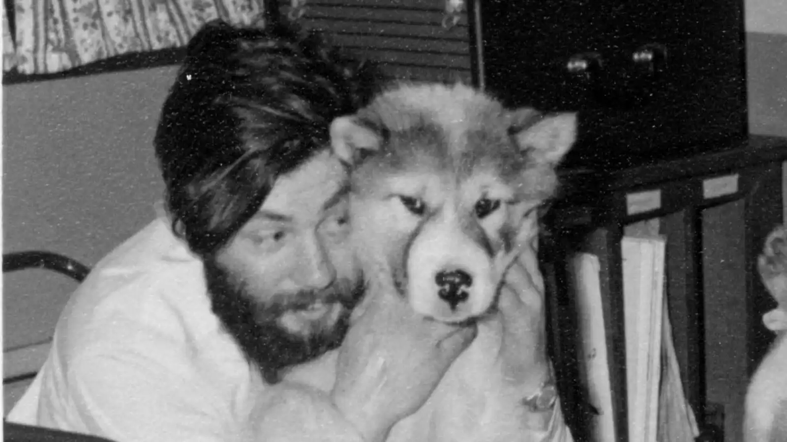 العثور على رفات عالم بريطاني بعد 60 عاما من وفاته