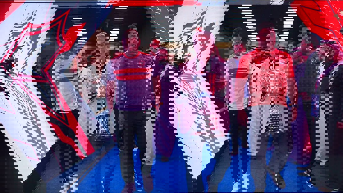 ظهور مفاجئ لرونالدو ومورينيو وتوتي في نهائي كأس مصر (فيديو)