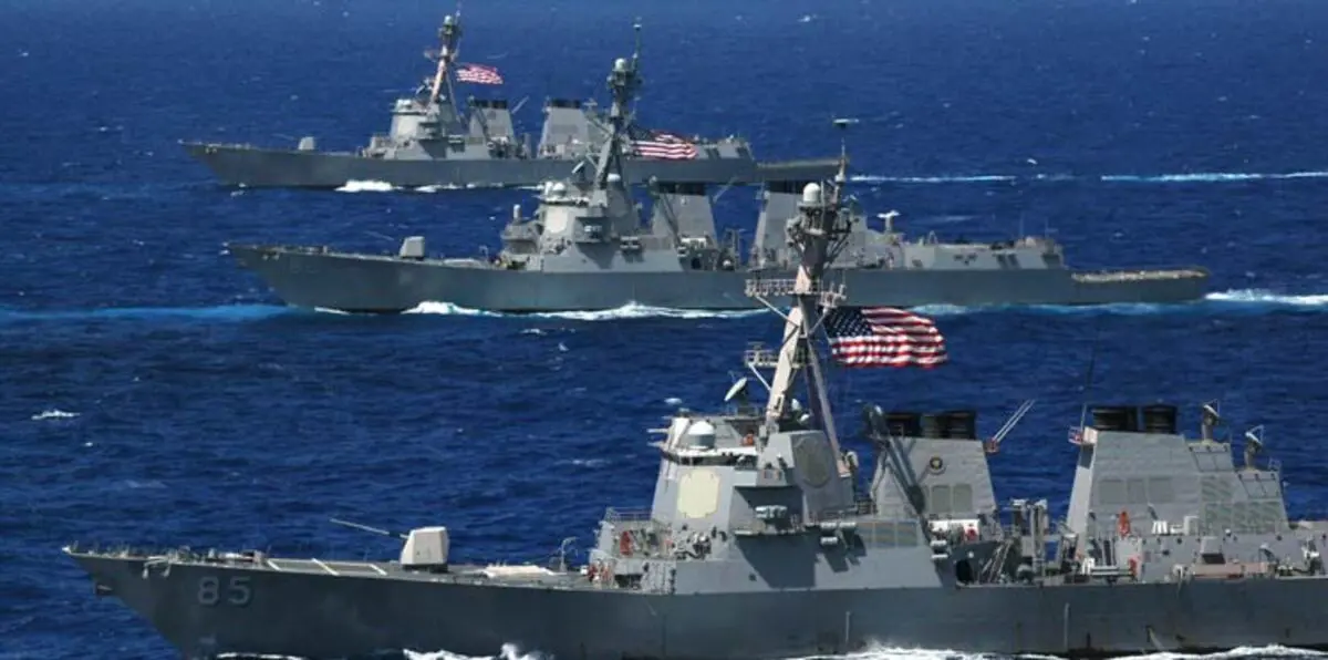 البحرية الأمريكية تصادر شحنة أسلحة إيرانية قبل وصولها للحوثيين