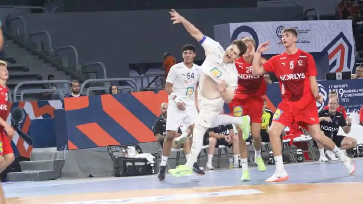 تعادل مثير يقود مصر إلى ربع نهائي مونديال ناشئي اليد